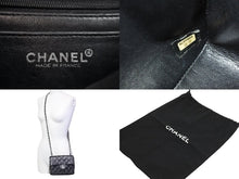 Load image into Gallery viewer, CHANEL シャネル ミニマトラッセ チェーンショルダーバッグ ココマーク 6番台 キャビアスキン ブラック シルバー 美品 中古 52267