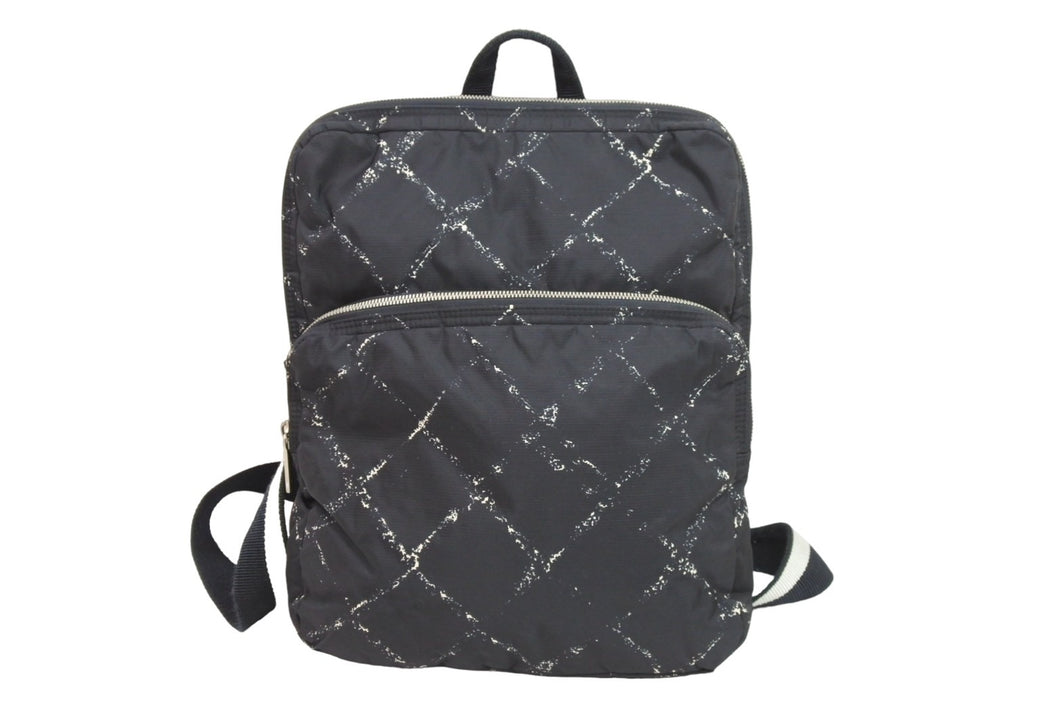 CHANEL シャネル バックパック ブラック ホワイト 6番台 ナイロン 旧トラベルライン 中古 52314