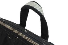 Load image into Gallery viewer, CHANEL シャネル バックパック ブラック ホワイト 6番台 ナイロン 旧トラベルライン 中古 52314
