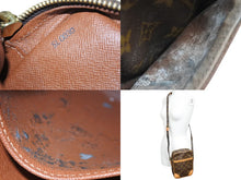 Load image into Gallery viewer, LOUIS VUITTON ルイ・ヴィトン モノグラム ダヌーブ ショルダーバッグ M45266 ゴールド金具 ロゴ 良品 中古 52329