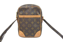 Load image into Gallery viewer, LOUIS VUITTON ルイ・ヴィトン モノグラム ダヌーブ ショルダーバッグ M45266 ゴールド金具 ロゴ 良品 中古 52329