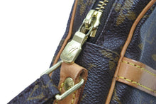 Load image into Gallery viewer, LOUIS VUITTON ルイ・ヴィトン モノグラム ダヌーブ ショルダーバッグ M45266 ゴールド金具 ロゴ 良品 中古 52329