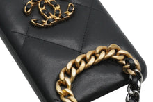 Load image into Gallery viewer, CHANEL シャネル スマホケース チェーンショルダー カーフスキン 30番台 ゴールド×シルバー金具 美品 中古 52340