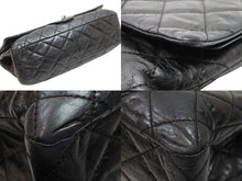 Load image into Gallery viewer, CHANEL シャネル ショルダーバッグ 2.55ハンドバッグ チェーンショルダー 11番台 ブラック レザー シルバー金具 美品 中古 52357