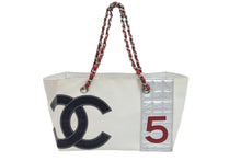 Load image into Gallery viewer, CHANEL シャネル No.5 チェーントートバッグ ハンドバッグ 7番台 キャンバス レザー ホワイト シルバー レッド 美品 中古 52361
