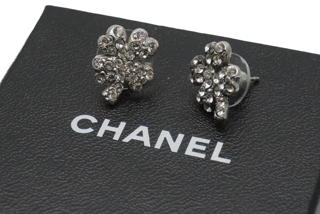 CHANEL シャネル ピアス クローバー モチーフ アクセサリー 小物 7g 03A フランス製 ラインストーン SS 美品 中古 52370