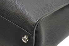 Load image into Gallery viewer, FENDI フェンディ ハンドバッグ ビジネスバッグ ピーカブー 7VA388 シルバー金具 ブラック セレリア レザー 美品 中古 52390