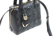 Load image into Gallery viewer, Christian Dior クリスチャンディオール レディディオール ハンドバッグ ショルダーバッグ ブラック レザー 美品 中古 52403