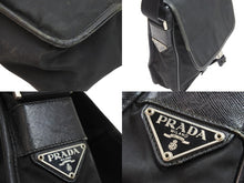 Load image into Gallery viewer, PRADA プラダ ショルダーバッグ V167 三角プレート ブラック ナイロン シルバー金具 イタリア製 良品 中古 52413