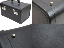 Load image into Gallery viewer, PRADA プラダ メイクボックス 化粧ケース コスメ トランク 大容量 ミラー付き 鏡 黒 美品 中古 52425