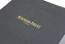 Load image into Gallery viewer, AUDEMARS PIGUET オーデマピゲ 時計ケース 箱 ボックス 新型 美品 中古 52599