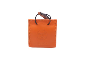 新品同様 HERMES エルメス キーホルダー・キーチャーム アニョーミロ バッグチャーム D AM刻印 079065CA FEU/GOLD 中古 52620