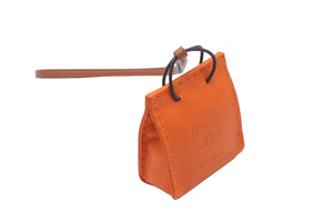 新品同様 HERMES エルメス キーホルダー・キーチャーム アニョーミロ バッグチャーム D AM刻印 079065CA FEU/GOLD 中古 52620