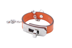 極美品 HERMES エルメス キーホルダー・キーチャーム グローブホルダー ヴォースイフト 201009G シルバー金具 中古 52621