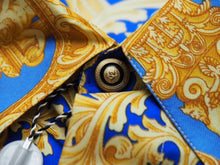 画像をギャラリービューアに読み込む, 未使用品 VERSACE ヴェルサーチ 長袖シャツ ブラウス V2 バロック柄 メデューサ シルク ブルー ゴールド 38 L 中古 52660 
