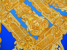 画像をギャラリービューアに読み込む, 未使用品 VERSACE ヴェルサーチ 長袖シャツ ブラウス V2 バロック柄 メデューサ シルク ブルー ゴールド 38 L 中古 52660 