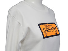 Load image into Gallery viewer, Christian Dior クリスチャンディオール ナンバープレート ロゴ 長袖Ｔシャツ ホワイト キッズ トップス 6A/8A 良品 中古 52704