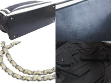 Load image into Gallery viewer, CHANEL シャネル ココマーク チェーントートバッグ 13番台 ラムスキン ブラック ホワイト シルバー金具 中古 52760