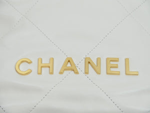 新品同様 CHANEL22 シャネル ショルダーバッグ チェーンショルダーバッグ カーフスキン AS3980 ホワイト ゴールド金具 中古 52781