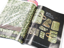 Load image into Gallery viewer, 日本限定 新品未使用 LOUIS VUITTON ルイヴィトン 村上隆 モノグラム カモフラージュ マウスパッド ヌメロ 雑誌 中古 52790