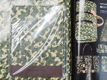 Load image into Gallery viewer, 日本限定 新品未使用 LOUIS VUITTON ルイヴィトン 村上隆 モノグラム カモフラージュ マウスパッド ヌメロ 雑誌 中古 52790