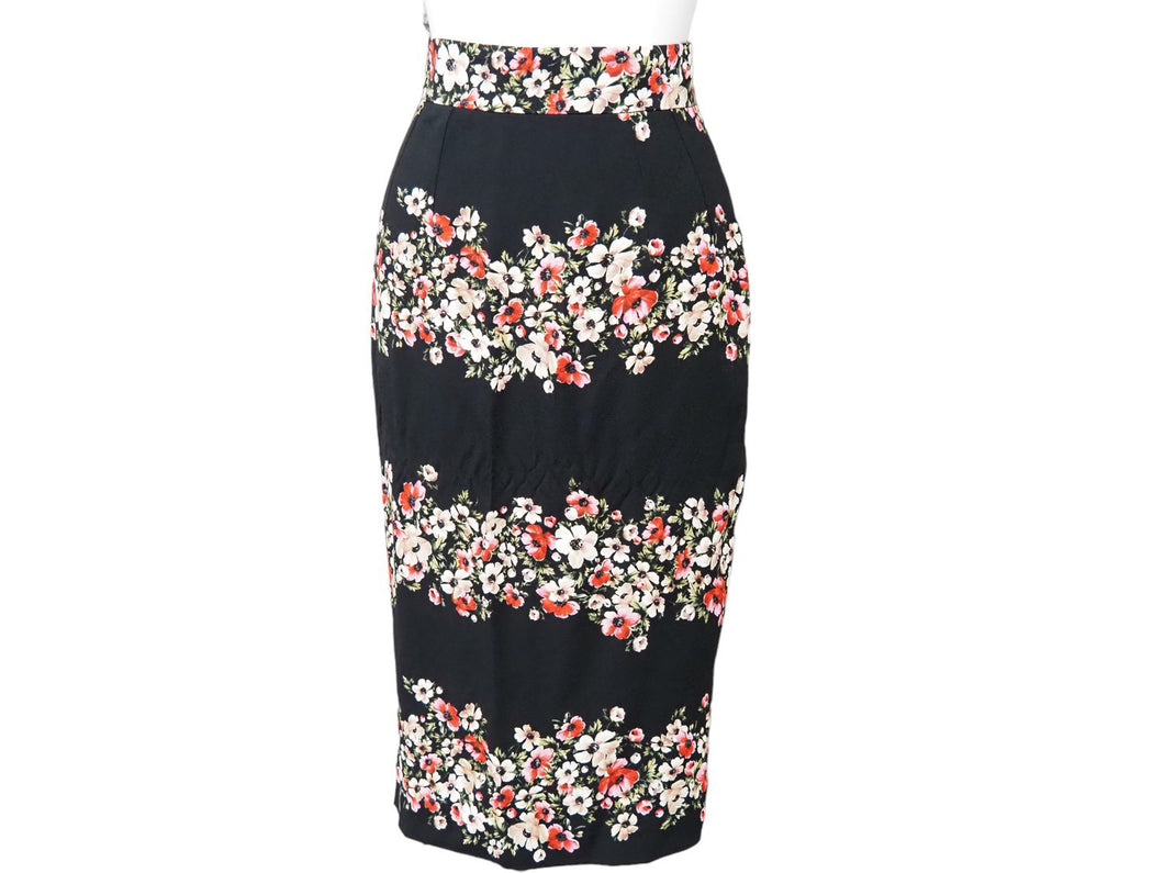 極美品 DOLCE&GABBANA ドルチェアンドガッバーナ 花柄 スカート ブラック ボトムス シルク F4R12T サイズ38 中古 52827
