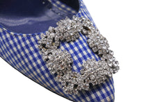 Load image into Gallery viewer, MANOLO BLAHNIK マノロブラニク ハンギシ 36 1/2 ラインストーン ビジュー ギンガムチェック ブルー パンプス ヒール 中古 52829