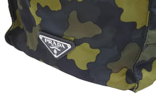 Load image into Gallery viewer, 新品未使用品 PRADA プラダ 2WAYトートバッグ VA1074 迷彩柄 ナイロン レザー ブラック カーキー グリーン シルバー金具 中古 52897