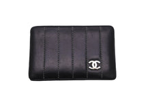 Load image into Gallery viewer, CHANEL シャネル パスケース カードケース ココマーク フランス製 レザー ブラック シルバー金具 良品 中古 52931