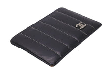 Load image into Gallery viewer, CHANEL シャネル パスケース カードケース ココマーク フランス製 レザー ブラック シルバー金具 良品 中古 52931