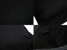 Load image into Gallery viewer, PRADA プラダ ショルダーバッグ 斜めがけバッグ トライアングルロゴ ナイロン ブラック シルバー金具 美品 中古 52981