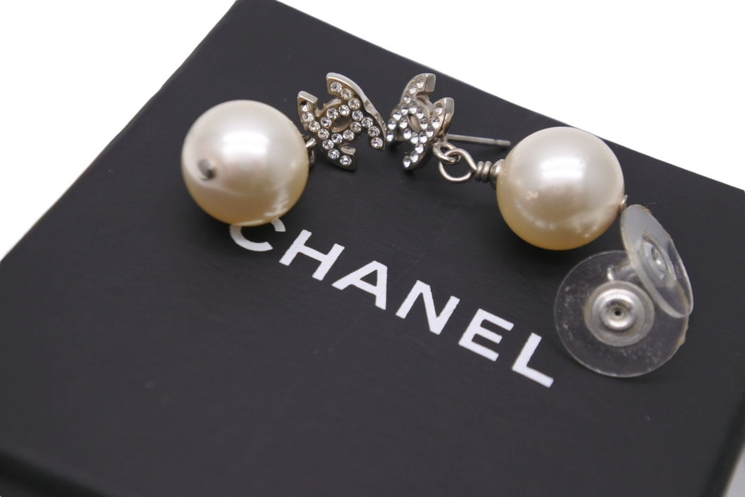 CHANEL シャネル ピアス アクセサリー AV刻印 ココマーク ライン