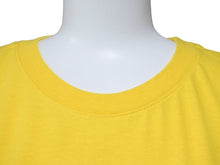 Load image into Gallery viewer, ナイキ SOHO NYC レッド ピンク グリーン イエロー ブルー Tシャツ AR0151-728 サイズ M NWT 美品 中古 5305