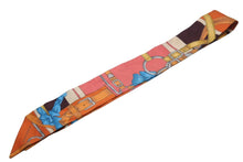 Load image into Gallery viewer, HERMES エルメス ストール ツイリー スカーフ ピンク オレンジ シルク フランス製 美品 中古 53075