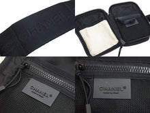 Load image into Gallery viewer, CHANEL シャネル ショルダーバッグ A22059 ココマーク スポーツライン ドレイク愛用 8番台 美品 中古 53156