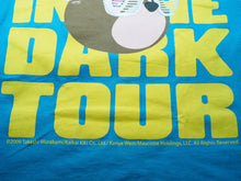 Load image into Gallery viewer, カニエウエスト 半袖Ｔシャツ グローインザダークツアーTシャツ 村上隆 熊 ブルー コットン XL 良品 中古 53186