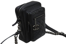 Load image into Gallery viewer, 極美品 CHANEL シャネル ショルダーバッグ マトラッセ チェーンショルダー 22番台 ブラック レザー ガンメタリック金具 中古 53297
