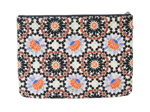 CHANEL シャネル キルティング クラッチバッグ ノベルティ 2014 クリスマス限定 20番台 ナイロンキャンバス 美品 中古 53335