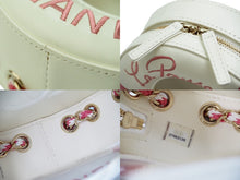 Load image into Gallery viewer, CHANEL シャネル 浮き輪モチーフ チェーンショルダーバッグ クルーズライン 27番台 ラムスキン ホワイト ピンク 美品 中古 53360