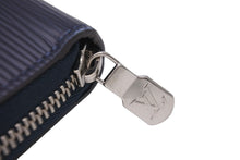 Load image into Gallery viewer, 極美品 LOUIS VUITTON ルイ・ヴィトン 長財布 ジッピー オーガナイザー エピレザー M62644 シルバー金具 中古 53395