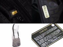 Load image into Gallery viewer, CHANEL シャネル ショルダーバッグ チェーンショルダー 10番台 2005年 ツイード グレー カメリア 美品 中古 53547