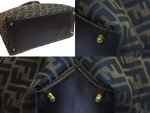 Load image into Gallery viewer, FENDI フェンディ ハンドバッグ ズッカ柄 ブラウン キャンバス レザー 4 14968/2 9 ゴールド金具 美品 中古 53559