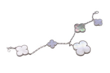 Load image into Gallery viewer, 極美品 Van Cleef &amp; Arpels ヴァンクリーフ＆アーペル ブレスレット マジックアルハンブラ 5P WG シェル VCARL62400 中古 53571
