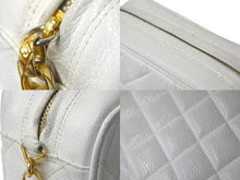 Load image into Gallery viewer, CHANEL シャネル ショルダーバッグ マトラッセ チェーンショルダー 2番台 キャビアスキン GP ゴールド金具 美品 中古 53591