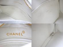 Load image into Gallery viewer, CHANEL シャネル ショルダーバッグ マトラッセ チェーンショルダー 2番台 キャビアスキン GP ゴールド金具 美品 中古 53591