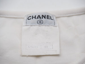激レア CHANEL シャネル 半袖Ｔシャツ チビT クロップド ココマーク 総柄 ホワイト P07794V05398 97P サイズ40 美品 中古 53597
