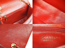 Load image into Gallery viewer, CHANEL シャネル マトラッセ チェーン ショルダーバッグ キャビアスキン 21番台 レッド ココマーク ゴールド金具 美品 中古 53636