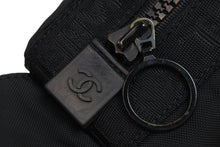 Load image into Gallery viewer, CHANEL シャネル ウエストバッグ・ボディバッグ スポーツライン ココマーク ナイロン 7番台 ブラック 美品 中古 53643