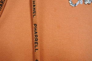 CHANEL シャネル 19SS ココマーク ファレルウィリアムス ビジュー プルオーバーパーカー P61050K46831 サイズS 美品 中古 53755