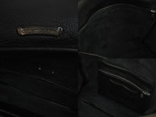 Load image into Gallery viewer, 極美品 CHROME HEARTS クロムハーツ ショルダーバッグ セメタリークロスパッチ メールバック レザー 中古 53772